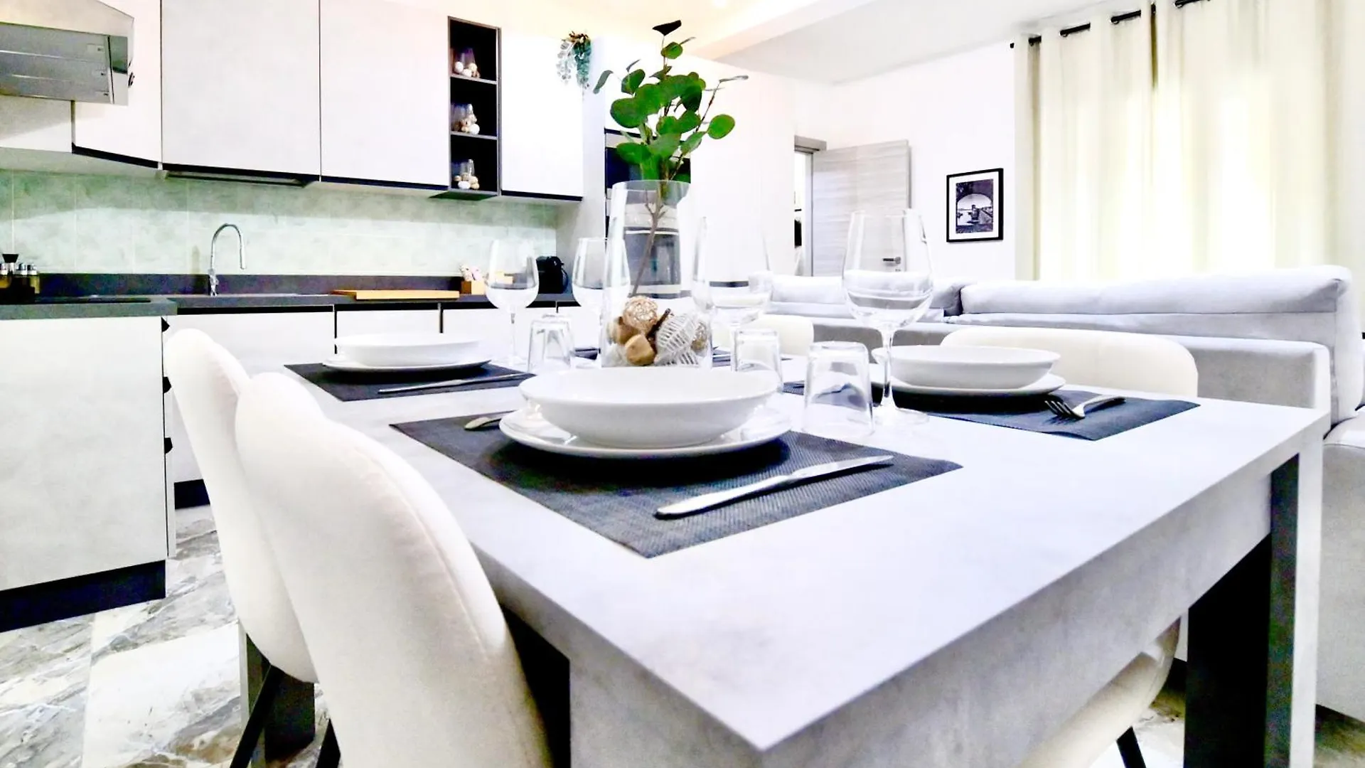 Daire Borgo Apartment, Zona Porto Livorno İtalya